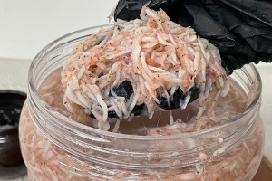 군산창고 - 국내산 명품 추젓 2kg/ 김장할 때 필수! 새우의 감칠맛을 담은 새우젓.